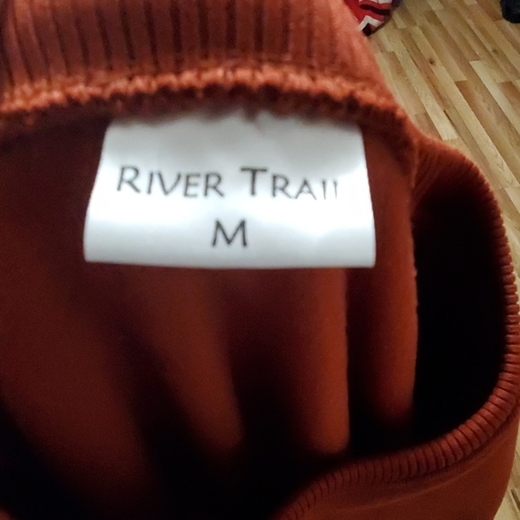 Men's Sweater - Picture 3 of 3